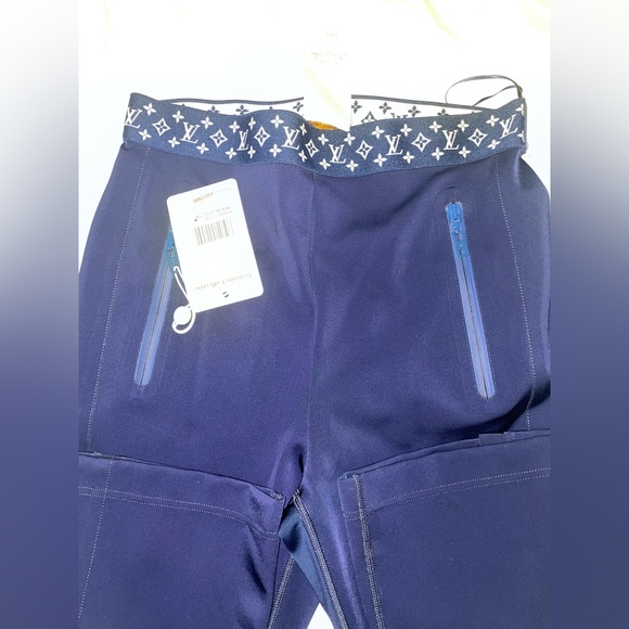 LOUIS VUITTON FLIGHT MODE LEGGINGS 1A9L1H NAVY BLUE SIZE 40 (M-L) PRELOVED - Picture 8 of 9